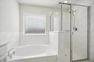 4017 Delta Rose St, Houston, TX 77018 - Photo 16