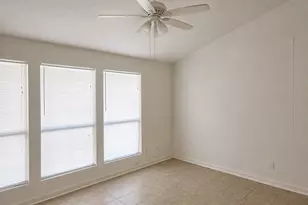 1014 Graham St, Tomball, TX 77375 - Photo 4