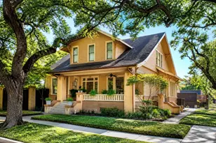 945 Harvard St, Houston, TX 77008 - Photo 2