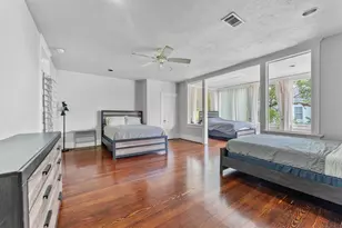945 Harvard St, Houston, TX 77008 - Photo 22