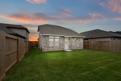 12138 Barkley Oak Drive, Texas City, TX 77591 - Photo 20