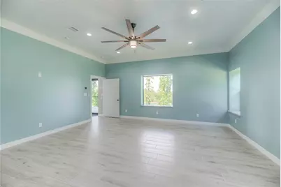 8214 Fm 350 N, Livingston, TX 77351 - Photo 10