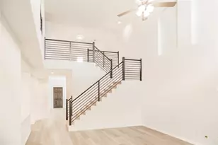 208 Cambria Green Ln, Katy, TX 77493 - Photo 10