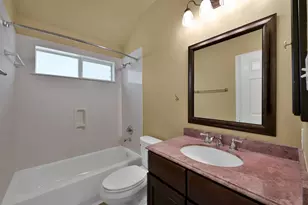 7 S Hawthorne Hollow Cir, Conroe, TX 77384 - Photo 18