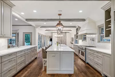 11115 Wickway Drive, Piney Point Village, TX 77024 - Photo 10