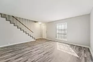 2815 Greenridge Dr, Houston, TX 77057 - Photo 16