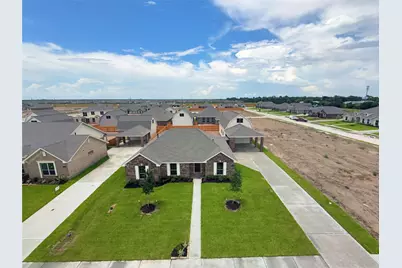 2206 Fortuna Drive, League City, TX 77539 - Photo 2