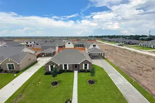 2206 Fortuna Dr, League City, TX 77539 - Photo 2