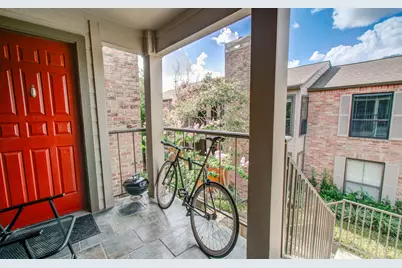 1201 McDuffie Street #206, Houston, TX 77019 - Photo 8