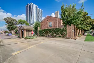 1201 McDuffie St, Houston, TX 77019 - Photo 1