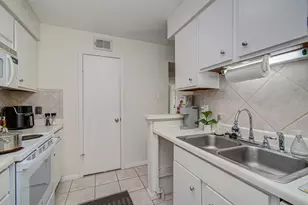 1201 McDuffie St, Houston, TX 77019 - Photo 20