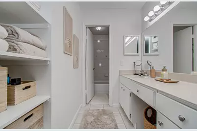 1201 McDuffie Street #206, Houston, TX 77019 - Photo 24