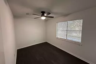 7700 Creekbend Dr, Houston, TX 77071 - Photo 18