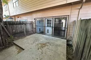 7700 Creekbend Dr, Houston, TX 77071 - Photo 22
