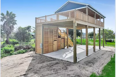 151 Bud Drive, Crystal Beach, TX 77650 - Photo 8