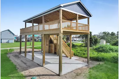 151 Bud Drive, Crystal Beach, TX 77650 - Photo 14