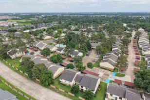 14555 Wunderlich Dr, Houston, TX 77069 - Photo 20