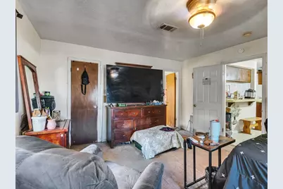 4323 Avenue R 1/2, Galveston, TX 77550 - Photo 38