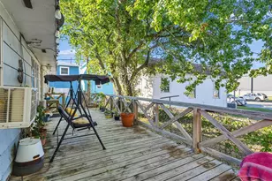 4323 Ave R 1/2, Galveston, TX 77550 - Photo 24