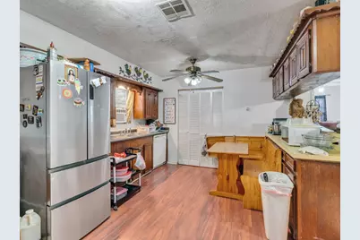 4323 Avenue R 1/2, Galveston, TX 77550 - Photo 32