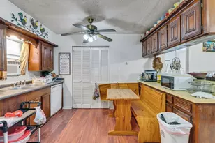 4323 Ave R 1/2, Galveston, TX 77550 - Photo 34