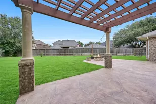 5805 Lawrence Ct, Pearland, TX 77584 - Photo 4