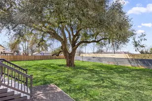 925 County Rd 737B, Alvin, TX 77511 - Photo 26