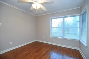2003 McClendon St, Houston, TX 77030 - Photo 12