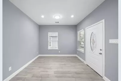 5222 Bataan Road, Houston, TX 77033 - Photo 16