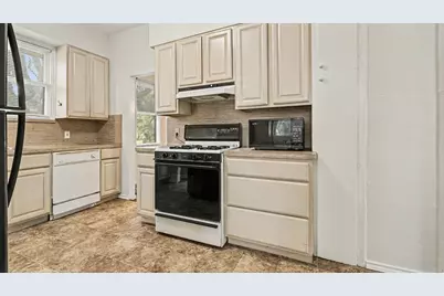 1902 Runneburg Road, Crosby, TX 77532 - Photo 14