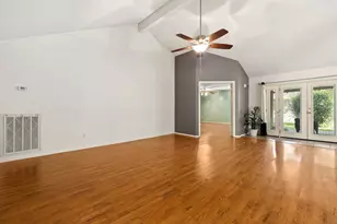 2811 Whispering Springs Dr, Spring, TX 77373 - Photo 8