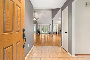 2811 Whispering Springs Dr, Spring, TX 77373 - Photo 4