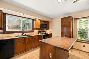 2811 Whispering Springs Dr, Spring, TX 77373 - Photo 12