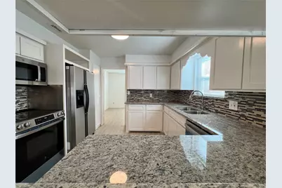 602 Rosewood Drive, Shenandoah, TX 77381 - Photo 18