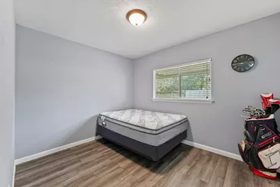 10031 Spotted Horse Drive, Houston, TX 77064 - Photo 8