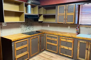 399 Pecan St, Lolita, TX 77971 - Photo 8