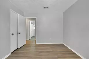 4507 Sage Cir, Baytown, TX 77521 - Photo 16