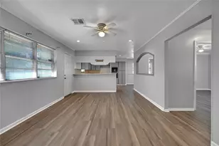 4507 Sage Cir, Baytown, TX 77521 - Photo 6