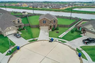 231 San Jacinto Dr, Baytown, TX 77523 - Photo 6