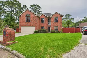 7107 Seminole St, Baytown, TX 77521 - Photo 2