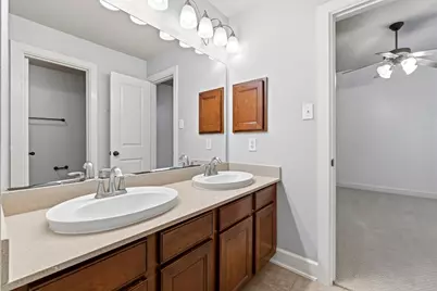 27 N Arrow Canyon Circle, The Woodlands, TX 77389 - Photo 26