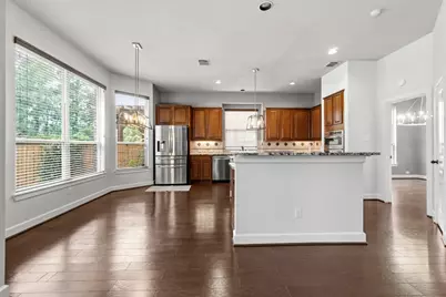 27 N Arrow Canyon Circle, The Woodlands, TX 77389 - Photo 8