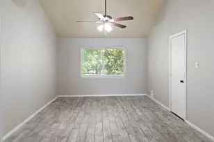 206 Waters Edge, Huntsville, TX 77340 - Photo 20