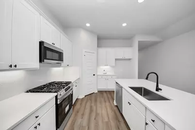 74 Leon Way, Dayton, TX 77535 - Photo 10