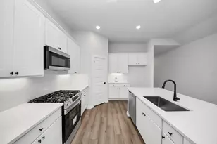 74 Leon Wy, Dayton, TX 77535 - Photo 10