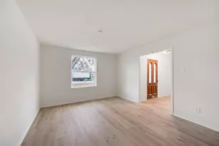 3835 Green Crest Dr, Houston, TX 77082 - Photo 8