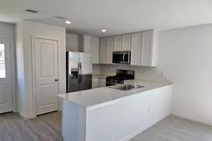 1115 Blue Stone Dr, Beasley, TX 77417 - Photo 2