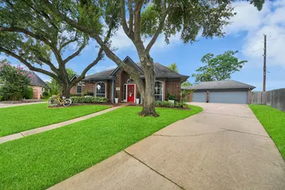 2003 Spreading Oak Lane, Richmond, TX 77406 - Photo 2
