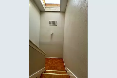 781 Country Place Drive #2052, Houston, TX 77079 - Photo 10