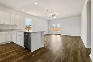 708 Jasmine Rdg Ln, Waller, TX 77484 - Photo 8